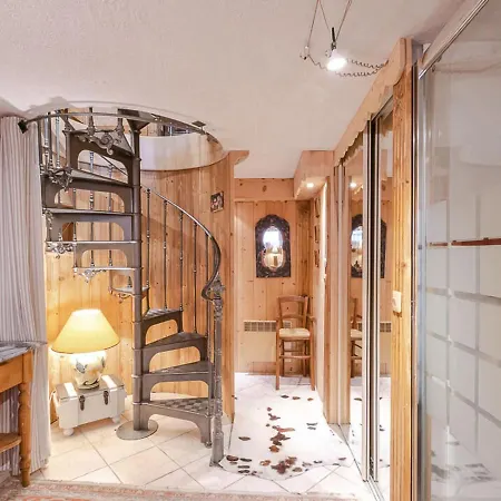 Daire Superbe Duplex Avec Jardin A Chamonix, 4 Pers, Animaux Admis, Parking, Wifi - Fr-1-343-167 *