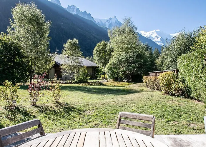 Superbe Duplex Avec Jardin A Chamonix, 4 Pers, Animaux Admis, Parking, Wifi - Fr-1-343-167 *