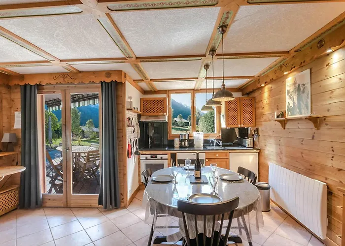 Superbe Duplex Avec Jardin A Chamonix, 4 Pers, Animaux Admis, Parking, Wifi - Fr-1-343-167